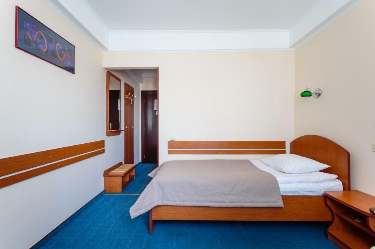 Tourist Hotel Complex Kyiv Exterior foto